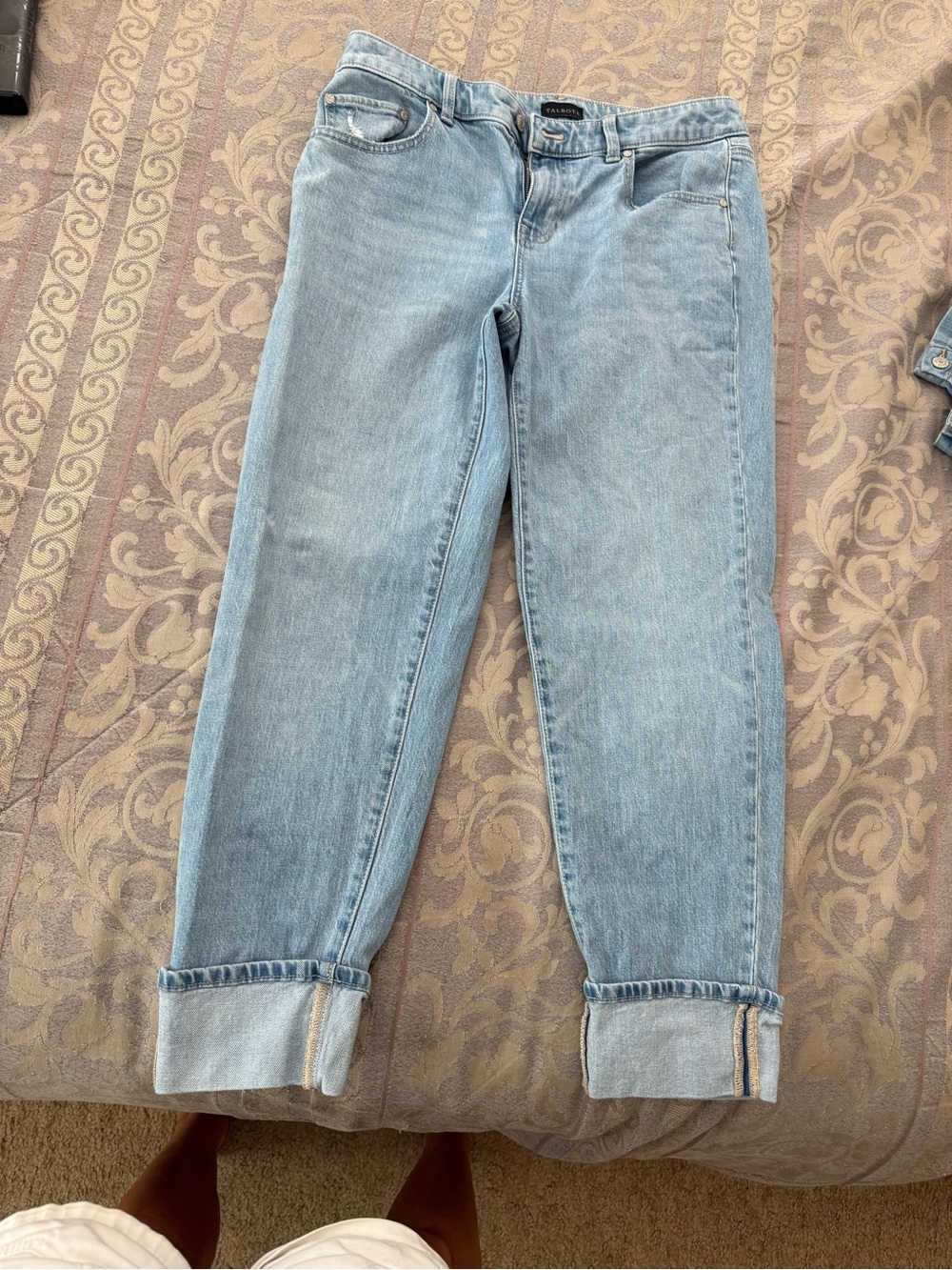 Talbots Light Wash Women’s Jeans - Everyday Relaxed Jean Size 4